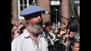 2023 July Scotland Edinburgh. With Bagpipe Street Concert.