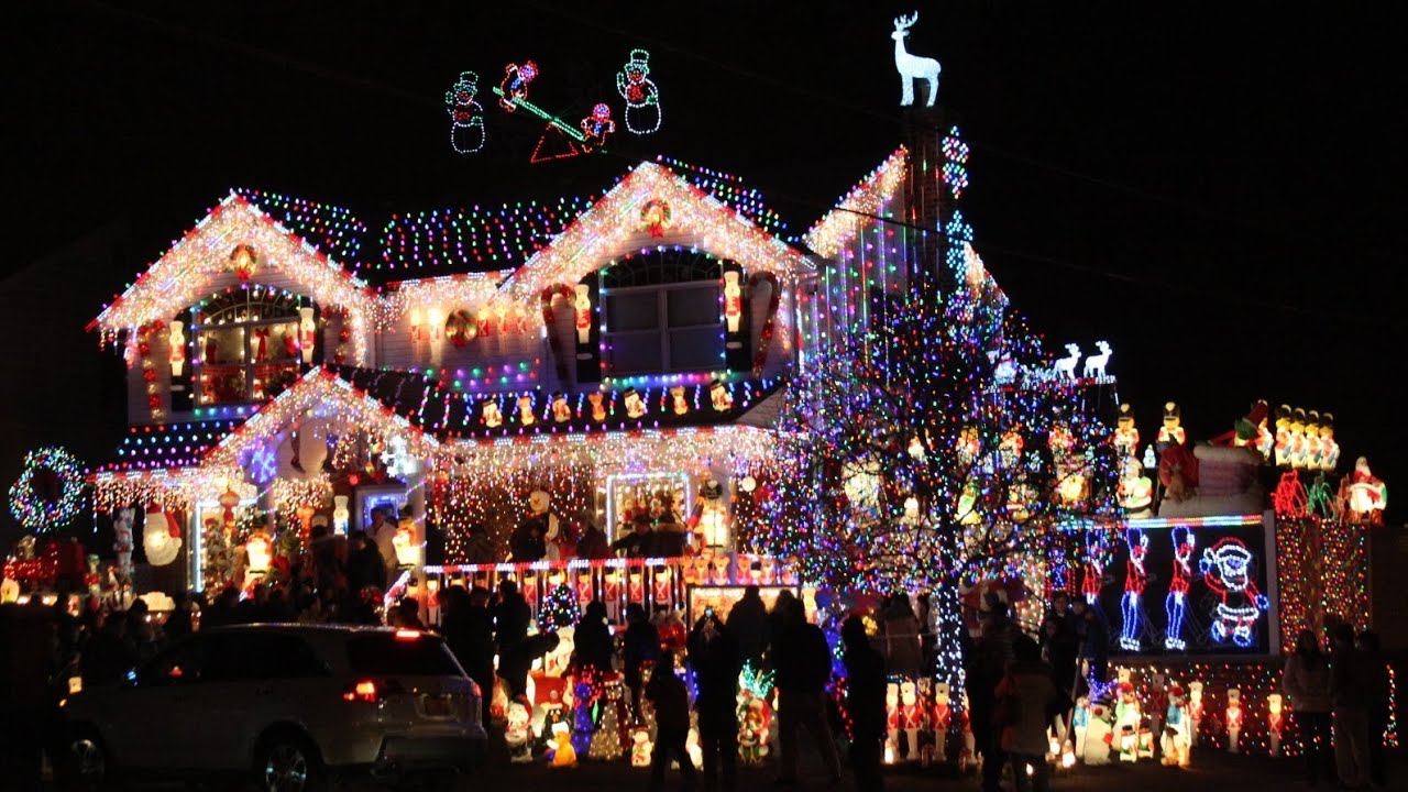 Christmas Lights Whitestone Ny Youtube in Xmas House Lights