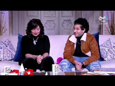 ابن الفنانة وفاء عامر يفاجئها على الهواء شاهدوا رد فعلها