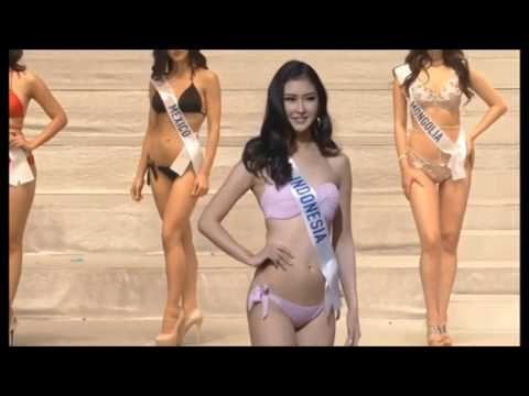 sexinya miss indonesia memakai bikini dalam kontes miss world