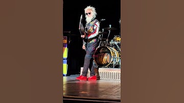 amazing guitar from ZZ TOP!! #sonicunion #zztop #guitarist #concert #clasic #90s #rock