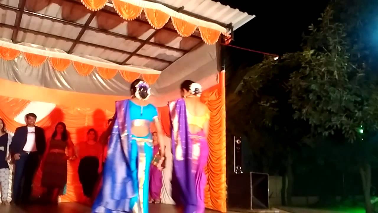 Fashion show Roseland residency Gate 1 YouTube