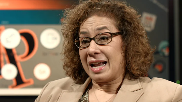 Faculty Showcase: Loretta McLaughlin-Vigni...   Cr...