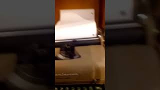 How to put paper in typewriter