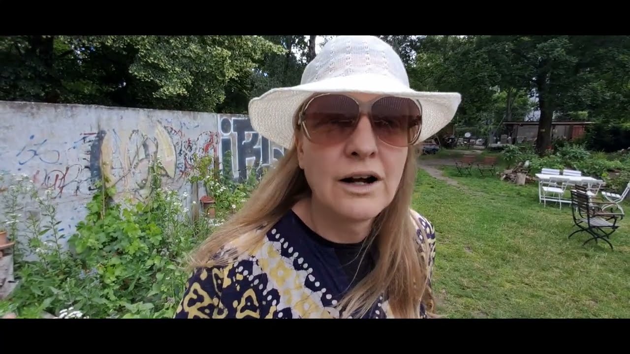 Robert Owen - "Summertime Haze" (Music Video) adlı videoyu YouTube'da izle Robert Owen - "Summertime Haze" (Music Video) adlı videoyu YouTube'da izle