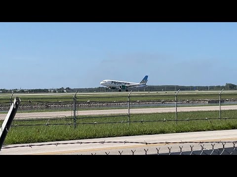 (4K) 18 Minutes of Morning Plane Spotting Arrivals + Departures at Fort Myers! (RSW)