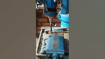 EASILY GOING THROUGH CARBON STEEL PLATE IN PERCING WITH 18MM DRILL BIT ON UNIVERSAL DRILLING MACHINE