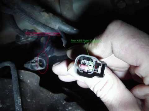 2005 Jeep Liberty 3 Channel Rear ABS Troubleshooting - YouTube 2001 dodge caravan wiring diagram 