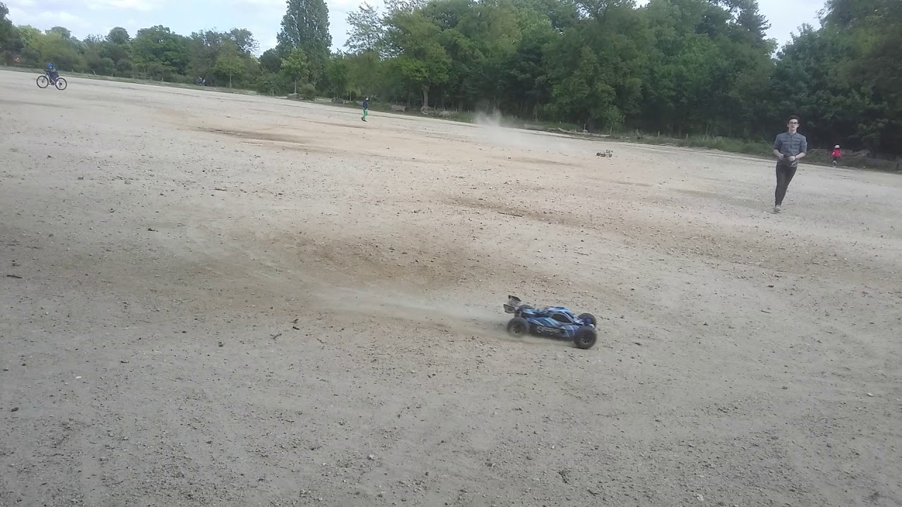 KYOSHO DBX / KYOSHO INFERNO