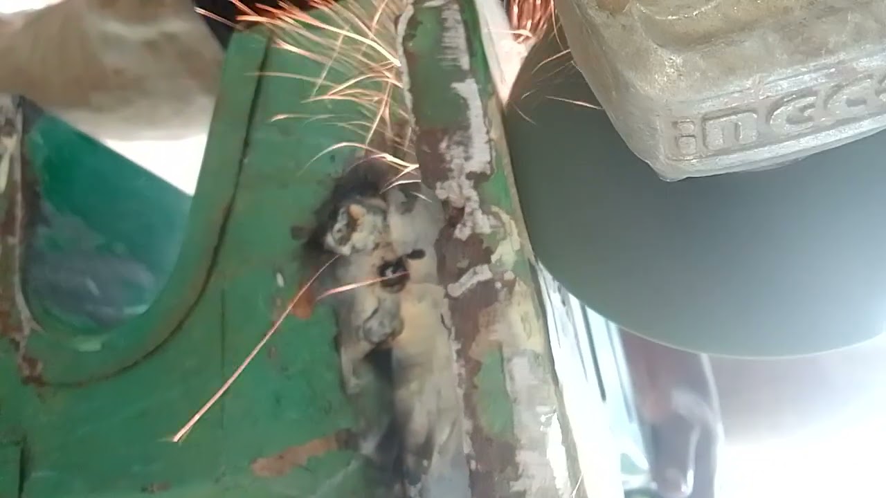 Grinder Cutting Technique Error You Need to Avoid! 🛑⚡ 