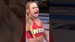 Andrea Lee With RELENTLESS Combos!