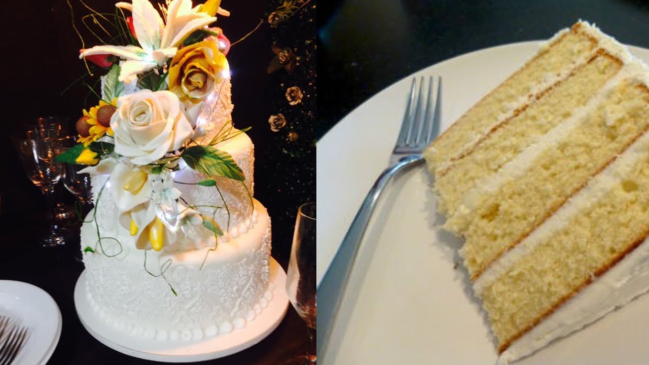 BOLO DE CASAMENTO EM 3 ANDARES COM APLICAÇÃO DE ESTÊNCIL E FLORES DE  AÇÚCAR | @Alexandrealarcao