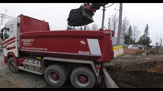 Loading soil in Nittedal to Frogner