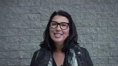 Madame Nancy Simoneau, invite les entrepreneurs  s...