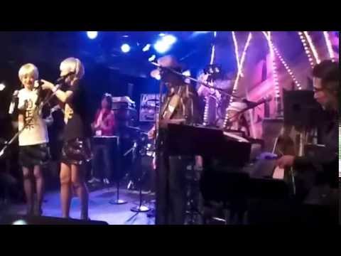 「初めての街で(菊正宗)」キャバレーズ@Crocodile