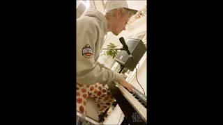 Justin Bieber - Yummy (Acoustic) chords