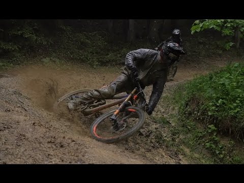 Gettin' Sloppy at Crankworx Les Gets