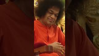 Hum Ko Tum Se Pyar Kitna | Loving Sri Sathya Sai