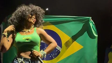 SZA - Nobody Gets Me [Live at Lollapalooza Brazil]