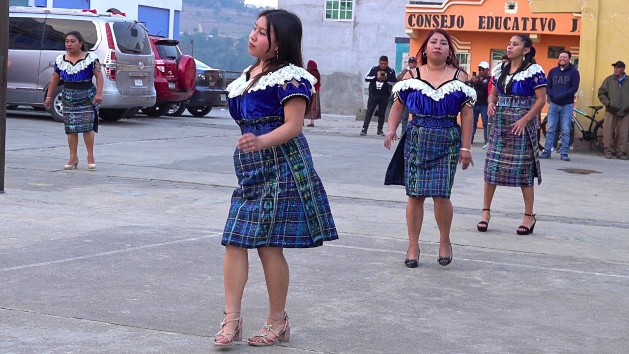 Convite Femenino Desde Chirrenox, Grupo Fiesta,  20,26