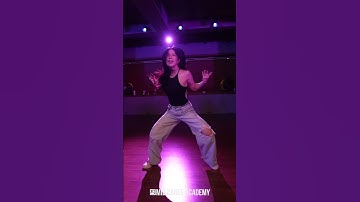 Thumbnail of AEINA ChoreographyㅣTinashe - Bouncin'ㅣMID DANCE STUDIOㅣ#shorts