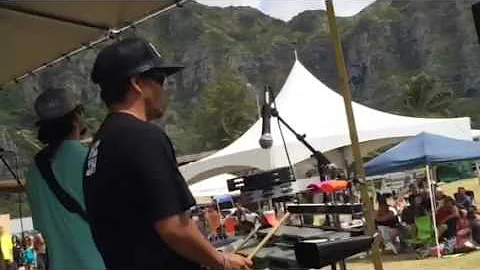 Waimanalo canoe race