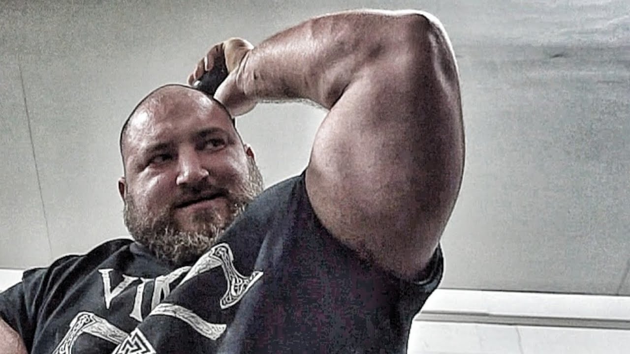 TRIZEPS GRÖßER ALS DEIN KOPF. Zwei Pump Übungen die du brauchst!