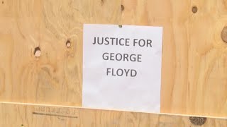 kgpe - businesses in Fresno's Riverpark boarded up out of precaution