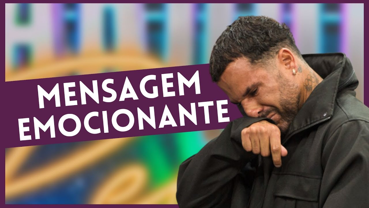 Ítalo Ferreira se emociona com mensagens da família no Faustão