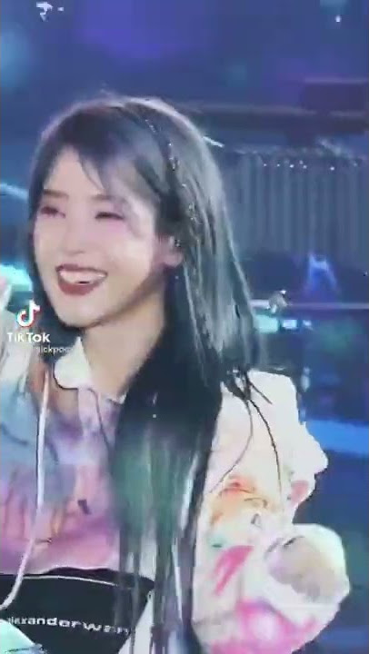IU looks so cute dancing like that 🥺💛 #kpop #iu #tiktok #kpopedit #tiktokedit #2022 #cute