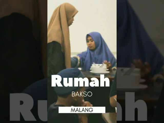 Makan bareng dirumah bakso malang. class=