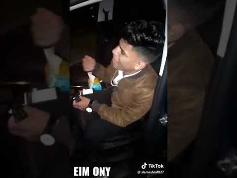 معا حالي متظبط وصاحبي بات عندي نزلت متاخر وهو قام بدري وبابي بيخبط ظابط يكلمني نزل متربط اتري مسلمني