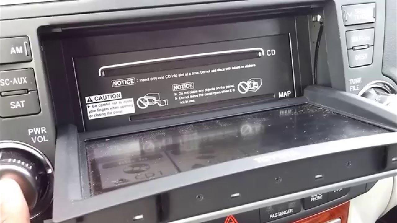 2013 Toyota Highlander Limited Radio (4 disc CD Changer, NAV) not