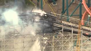 Fire causes colossus lift hill to collapse at six flags magic mountain
more:
http://www.nbclosangeles.com/news/local/six-flags-magic-mountain-colossus-roller...