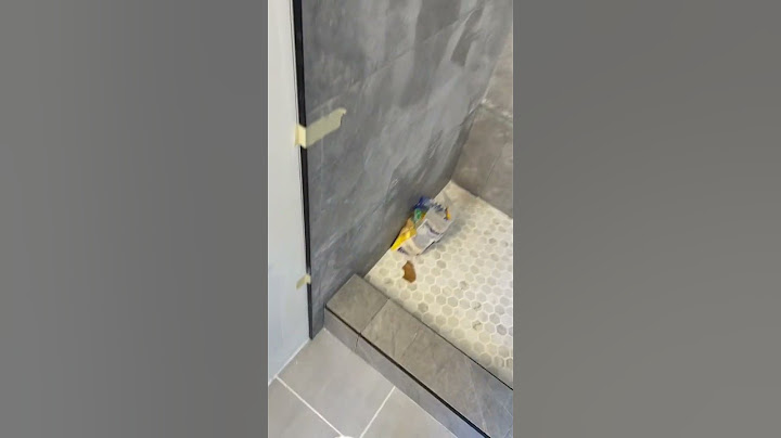 Un poco mas y terminamos la remodelacion de este baño/shower