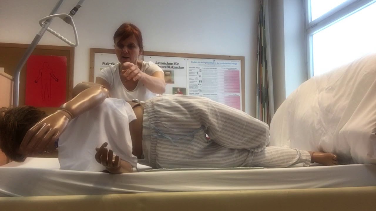 Ganzkörperwäsche im Bett - Teil 2