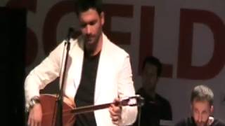 Uğur Işılak - Gelsen De Bir Gelmesen De - Rumeli Hisarı Konseri - İstanbul Resimi