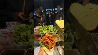 Live broadcast of street food specialties and fruit delicacies 2026/05/02 18:48:31.