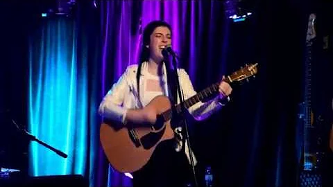 Sarah Boulton "Ghost" (acoustic version) live at t...