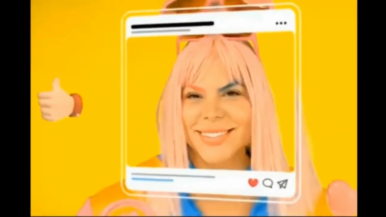 La intro de la señorita influencer