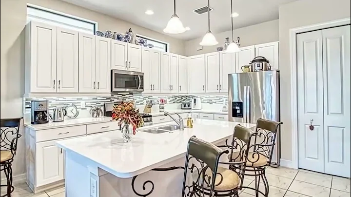 VIP Realty - 15221 Cortona Way