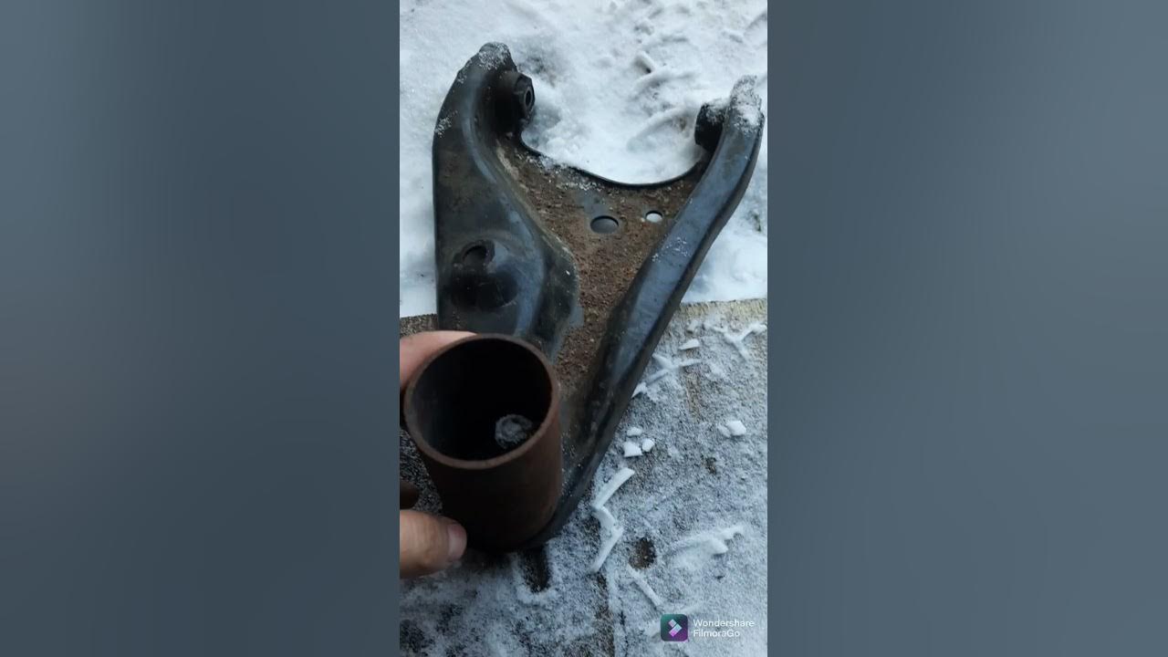 Как заменить шаровую опору на рено Логан и Сандеро. - YouTube