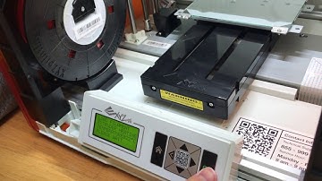 XYZprinting da Vinci Jr. 1.0 3D Printer Demo, Printing and 3d Fishtank Cave