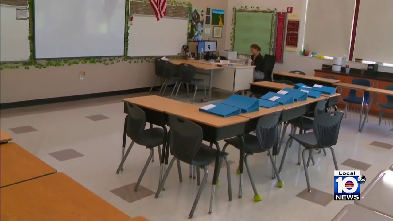 Teachers in Miami-Dade County making last preparations before first day of school