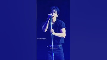 "Why does he have to take off his jacket? 😭" #TXT #taehyun #birdofnight #acttomorrow #shorts