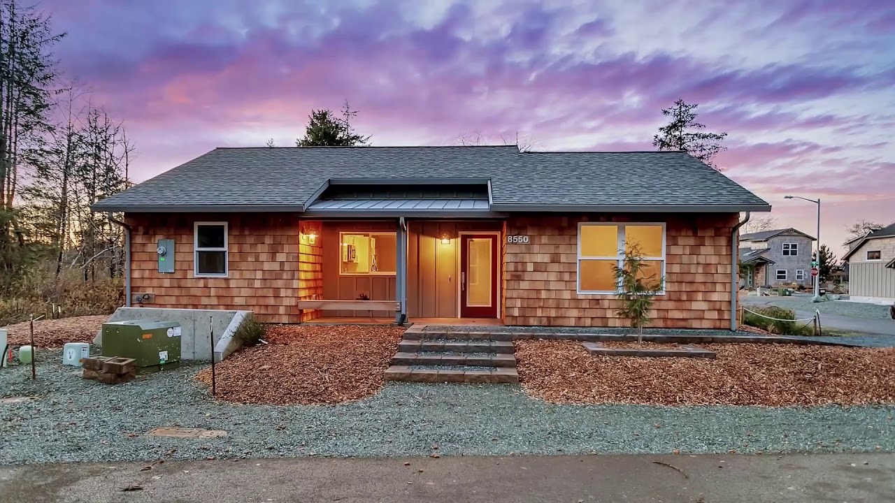 Stylish New Home in Rockaway Beach on the Oregon Coast Video of 8550