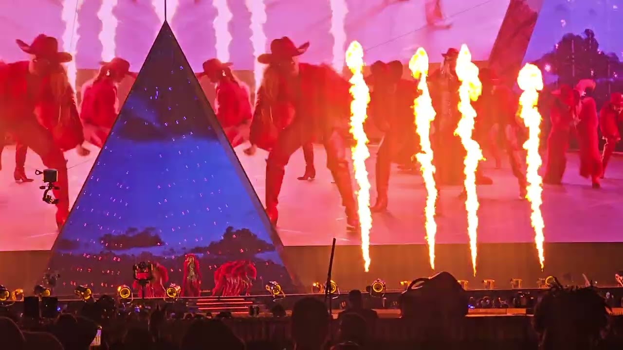 Beyoncé (ATL NIGHT 2)