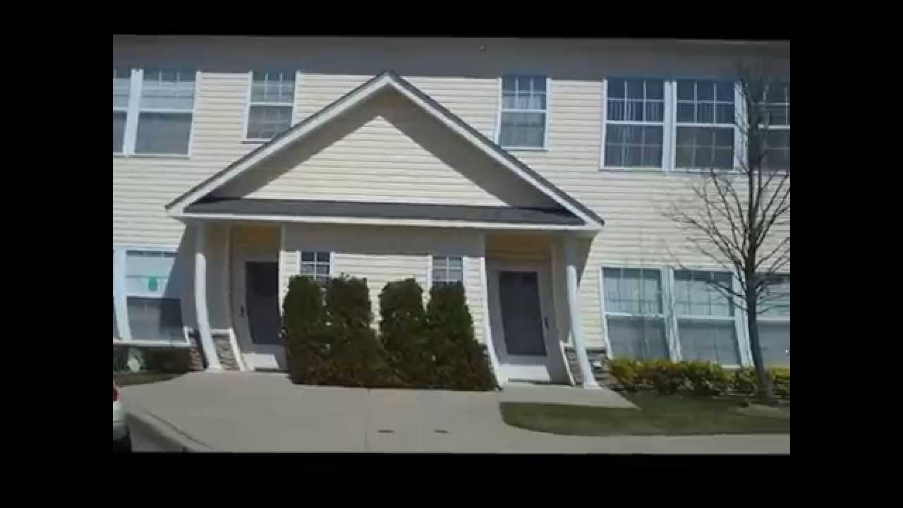 Narragansett Villas Lindenhurst NY 55 & Over Active Adult Community