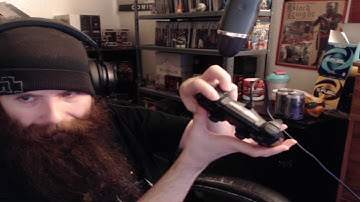 How to use a controller in WoW