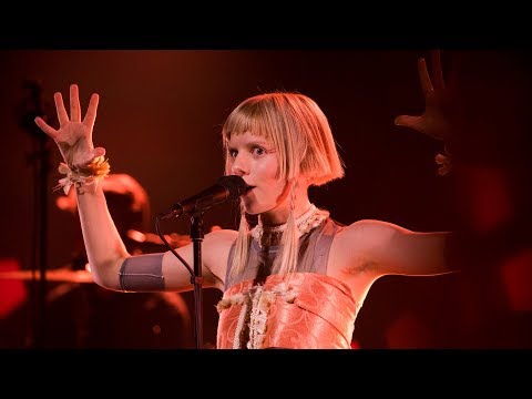 Live hos Lindmo: AURORA - Forgotten Love